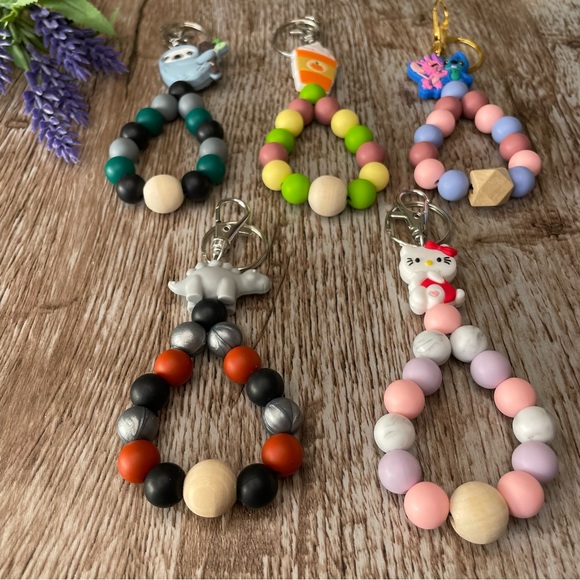 Hand Crafted | Accessories | Fingerlet Artisan Silicone Beaded ...